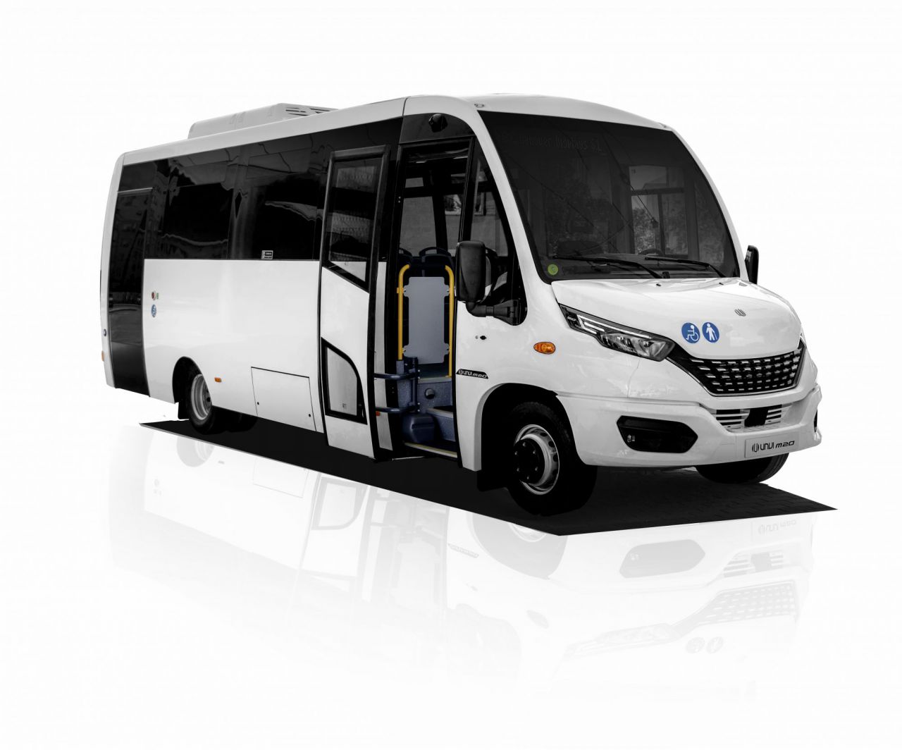 Tipo: Minibús urbano
Longitud: 8,2 metros
Altura: 3,1 metros
Chasis: Iveco 70C.
Capacidad: hasta 24 sentados +1 PMR ó 2 transportines+C.
Versiones: Diésel y GNC. Clase I y Clase II.