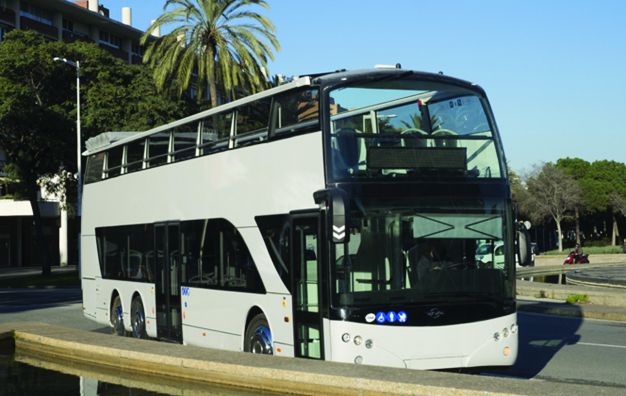 Tipo: Autobús doble piso - Urbano
Longitud: Desde 9,95 metros (dos ejes) hasta 14 metros (tres ejes).
Altura: 4 metros (4,1 con toldo)
Capacidad: desde 55 hasta 102 plazas + T + C.
Motorización: Vehículo integral 100% eléctrico o con motor diésel Mercedes.
Características: Vehículo clase I. Equipamiento configurable según necesidades del cliente. Adaptaciones para personas con movilidad reducida.
