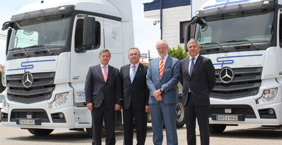 Santiago Peñaranda renueva su flota con 55 cabezas tractoras Mercedes-Benz Actros