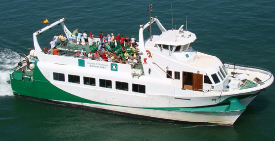 Las conexiones entre Cádiz y el Puerto de Santa María y Rota por barco se verán incrementadas el próximo domingo.