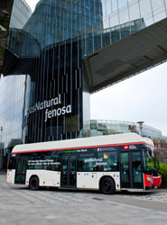 Prototipo de autobús de GN convertido en híbrido eléctrico. 