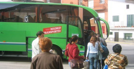 Aetram y el SLT firman un acuerdo 'que regirá el transporte de viajeros por carretera de Madrid'