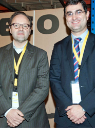 Maggioni y Santiago en la clausura de la convención anual.