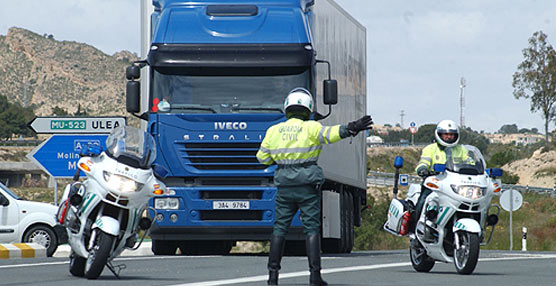 Tr&aacute;fico pone en marcha una campa&ntilde;a para el control de velocidad en carreteras convencionales