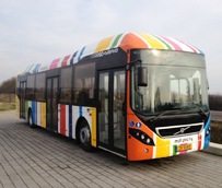 
Volvo Buses continúa con las entregas de su urbano híbrido: en esta ocasión, cinco para la compañía AVL
