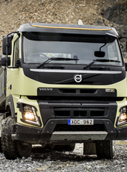 El nuevo FMX  cuenta con el nuevo sistema de dirección de Volvo que facilita el manejo de la carga.