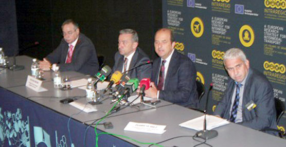 Juan José Cardona, alcalde de Las Palmas de Gran Canaria, en la innauguración de la conferencia internacional 