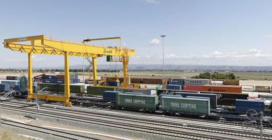 El Centro Logístico Ferroviario de Zaragoza Plaza de Adif.