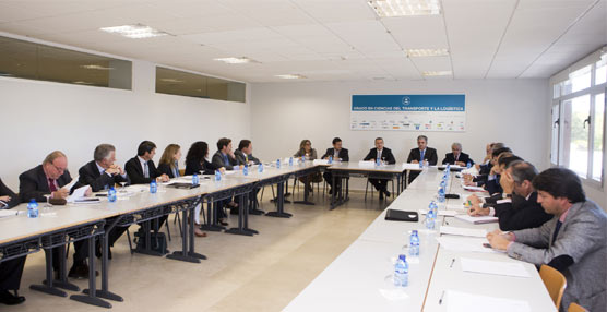 Un momento de la reunión del Consejo Asesor del Título de Grado en Ciencias del Transporte y la Logística.