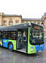 Autobús de la compañía recién galardonada, Dbus.