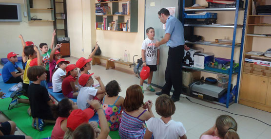 Actividades con los niños en los colegios.