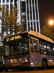 Bus norcturno en Madrid.