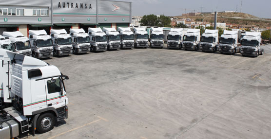 Autransa renueva su flota con 35 nuevas tractoras Mercedes Benz.