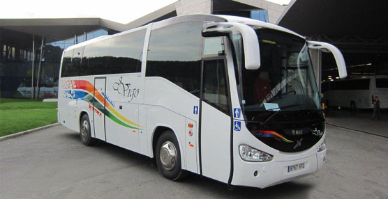 La empresa lucense Alvarez Vigo recibe un nuevo Volvo B9R con carrocer&iacute;a Nuevo Century de Irizar