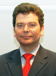 Alejandro Gutiérrez preside el CEL.
