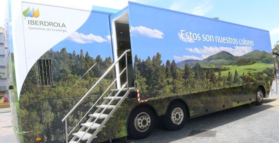 El autobús de Iberdrola estará desde hoy en la Plaza de la Concordia de Salamanca.