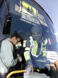 Más de 4.000 vehículos dedicados al transporte escolar y de menores han sido controlados por la DGT.