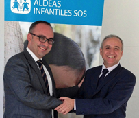 DHL Freight España firma un acuerdo con Aldeas Infantiles SOS para  formar parte de la plataforma 'Constructor del Futuro'