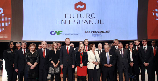 Alberto Fabra y la ministra de Fomento, Ana Pastor, durante la jornada 'Futuro en Español'.