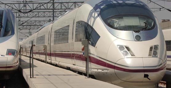 El Consejo de Ministros da luz verde al contrato entre el Gobierno y Renfe para la prestación de los servicios públicos