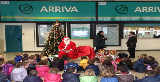 Niños presentes en el taller de Arriva Noroeste.