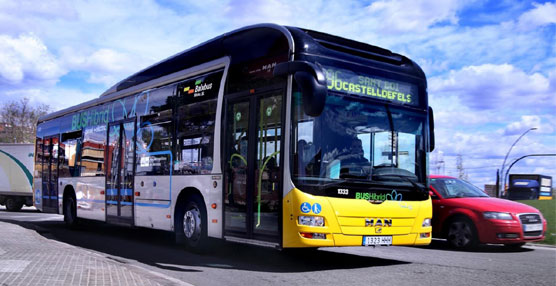 Uno de los autobuses urbanos de Llobregat y Hospitalet.