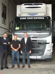 Volvo entrega el primer New Volvo FM R&iacute;gido de Espa&ntilde;a a la empresa Euro Tour Express en Gran Canaria