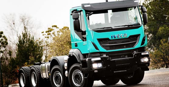 El nuevo Iveco Trakker, que se fabrica en exclusiva en Madrid, premiado como &lsquo;Cami&oacute;n de obras del a&ntilde;o&rsquo; en Irlanda