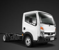 El Nissan NT400 Cabstar llega a los concesionarios de Europa con nuevo motor y mayor ligereza