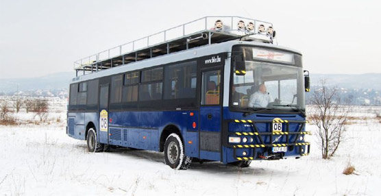 Un modelo antiguo del UD de Volvo en un rally de invierno. Foto Volvo.