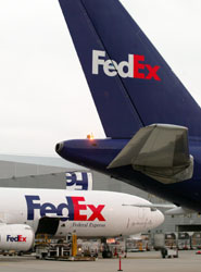 FedEx abre su estación número 100 en Sevilla.
