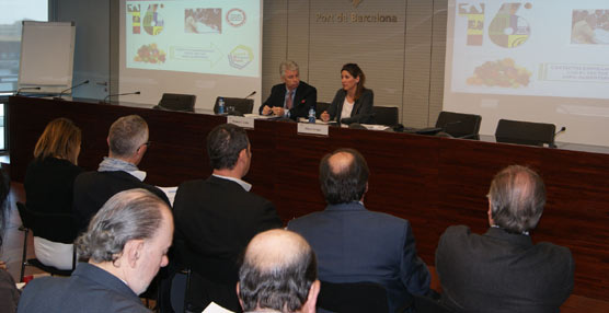 Blanca Sorigué y Manel Galán durante la presentación en el World Trade Center de Barcelona.