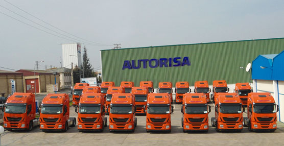 Grupo Arnedo recibe las 20 primeras unidades del Iveco Stralis Hi-Way euro 6 que se entregan en La Rioja.