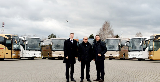 Mercedes-Benz entrega 20 autocares modelo Tourismo al operador polaco de viajes de lujo RafTrans