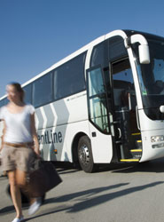 Asintra fomenta la movilidad en autobús en Semana Santa.