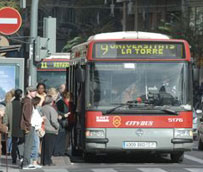 EMT Valencia aplica refuerzos de hasta el 35% para ofrecer mayor cobertura de servicio a la semana santa marinera