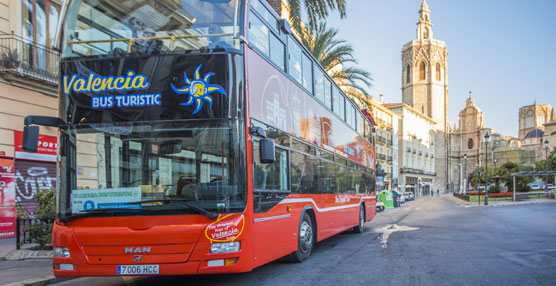 Viajes Transvía Tours obtiene la certificación UNE 13816 de transporte público de pasajeros por el Valencia Bus Turistic