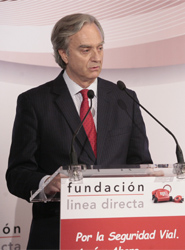 Francisco Valencia durante la presentación de la fundación Línea Directa. 