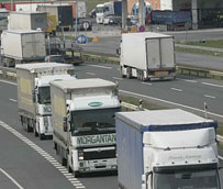 Los plazos de pago en el transporte por carretera se sit&uacute;an en 87 d&iacute;as de media, incumpliendo la Ley de morosidad en un 70%