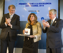 Tipsa recibe el premio AEDHE a la Excelencia Empresarial como Empresa del Año en la edición 2014