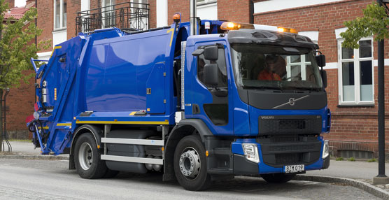 Volvo lanza una nueva versión del camión Volvo FE que funciona completamente con gas metano