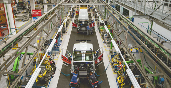 La planta de Iveco en Valladolid se consolida como la primera de las 62 fábricas de CNH Industrial en el mundo