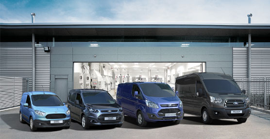 Ford despliega en el Sal&oacute;n del Veh&iacute;culo Comercial IAA distintas variantes de su nuevo modelo Transit