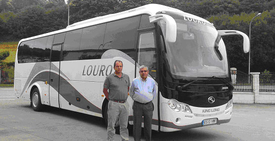 King Long entrega a la empresa gallega Autocares Louro un autocar XMQ6996Y