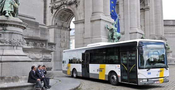 CNH Industrial entrega los primeros 50 veh&iacute;culos de un pedido de 160 unidades a la compa&ntilde;&iacute;a belga Delijn