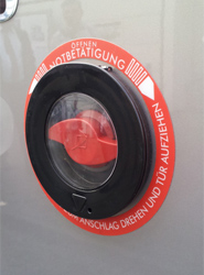 Masats presenta en la FIAA 2014 una nueva puerta con apertura exterior y nuevos módulos neumáticos para control de puerta