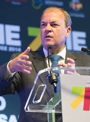 José Antonio Monago durante su participación en el Foro Ibérico Empresarial, en IFEBA (Badajoz). 