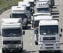 Los transportistas convocan un paro nacional en Noviembre si Hacienda no devuelve todo el Céntimo Sanitario