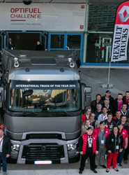 El franc&eacute;s St&eacute;phane Saves gana la competici&oacute;n de eco-conducci&oacute;n Optifuel Challenge 2014 de Renault Trucks