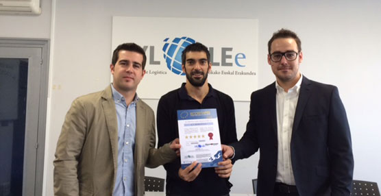 La empresa AT Robles recibe la certificación ECOSTARS por su gestión económica, medioambiental y sostenible